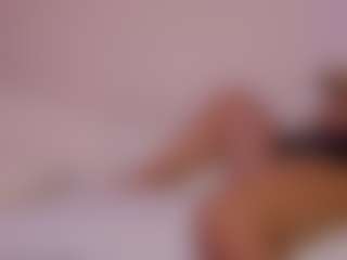 Live cam show with yssadiamond - Spanks on Hubzter Live