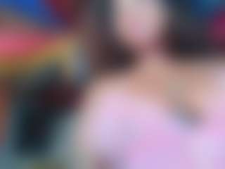Live cam show with Eli Grey - Grandes Tetas on studioflirtlive.com