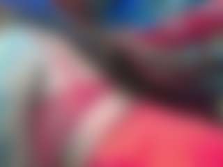 Live cam show with Eli Grey - Grandes Tetas on Hubzter Live