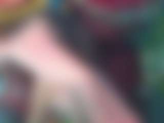 Live cam show with Eli Grey - Natural on boobsie.com