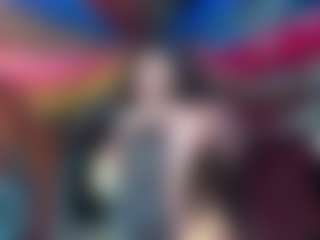 Live cam show with Eli Grey - Grandes Tetas on Camsoda
