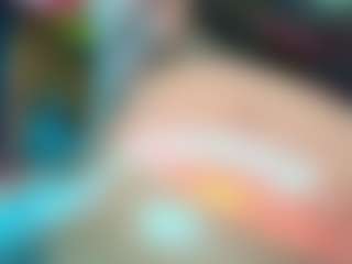 Live cam show with Eli Grey - Grandes Tetas on CamwithHer