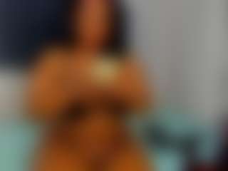 Live cam show with DanielleJens - Black Shaved Pussy on AdultVida.com