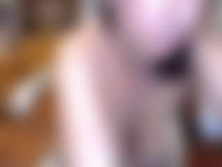 kendramom's Live Sex Cam Show