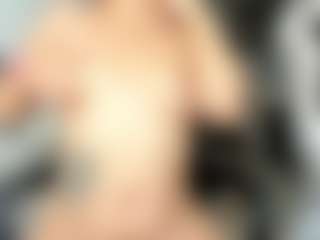 emilybrowm's Live Sex Cam Show
