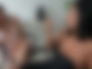 emilybrowm's Live Sex Cam Show