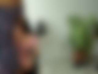 emilybrowm's Live Sex Cam Show