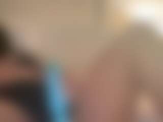 valenxiaga's Live Sex Cam Show