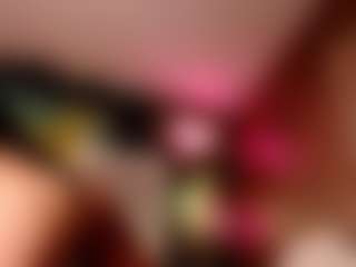 Live cam show with Chanel M. - Show on AdultVida.com