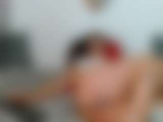 Live cam show with Alessia_Moon - Body Massage on Pornisteam.com