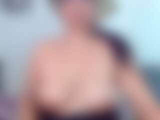 Alessia_Moon's Live Sex Cam Show