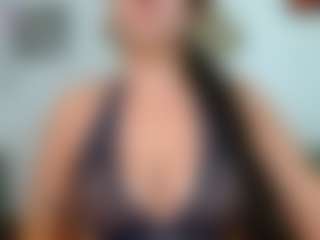 Live cam show with Alessia_Moon - Squirt Mature on livesuperchat.net