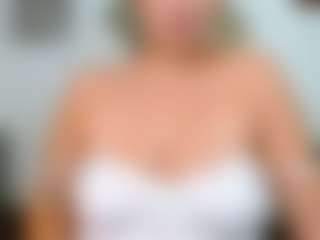 Live cam show with Alessia_Moon - Mature on livesexfox.com