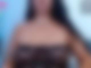 Live cam show with Alessia_Moon - Shaved Pussy on TastyBlacksLive