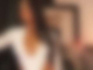 Live cam show with Alana - Small on justonemore.cc