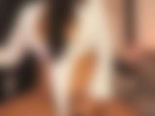 Live cam show with Alana - Suck on EXY