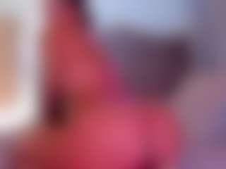 Live cam show with Alana - Small on Camsoda