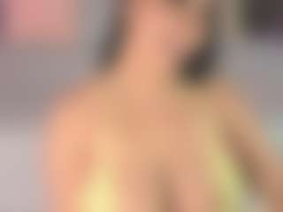 Live cam show with keyriss - Tease BBW on Mixed Magazine Live