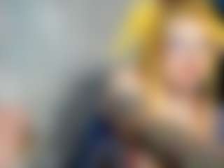 Live cam show with Abril Maria - Blonde Hair on Camsoda