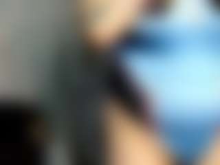 Live cam show with Abril Maria - Gape on Camsoda
