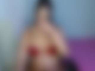 Live cam show with Val - Big Nipples on studioflirtlive.com
