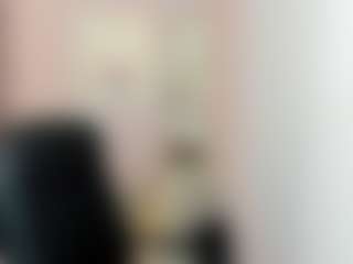 Live cam show with Persephone - Smart on Chatstar