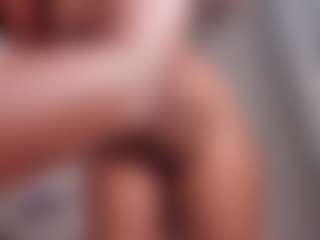 LAURA AMBER's Live Sex Cam Show