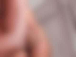 LAURA AMBER's Live Sex Cam Show