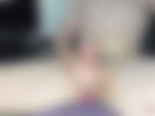 Live cam show with firehose_hal - Bedroom on Mixed Magazine Live