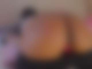 Live cam show with aprilebony - Creampie on TastyBlacksLive