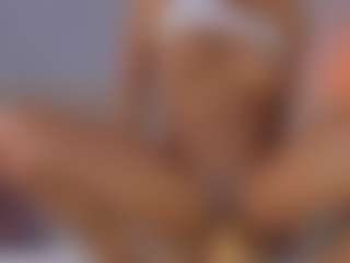Live-Cam-Show mit aprilebony - Natural auf Camsoda