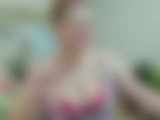 Live cam show with joyfuluntamed - Upskirt on fapnchat