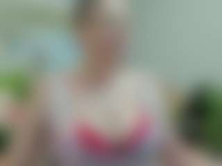 joyfuluntamed's Live Sex Cam Show