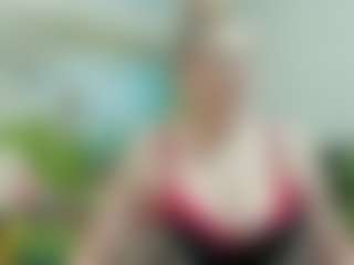 Live cam show with joyfuluntamed - Solo on fuklive.com
