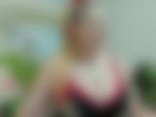 Live cam show with joyfuluntamed - Solo on Stripli.com