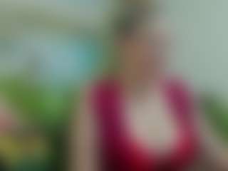 Live cam show with joyfuluntamed - Mature on Gym Cam Girls