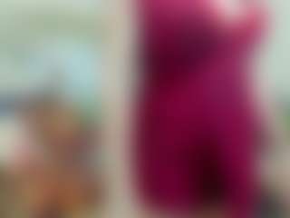 Live cam show with joyfuluntamed - Legs on CamClone