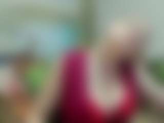 joyfuluntamed MILF webcam performer live streaming