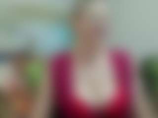 joyfuluntamed MILF webcam performer live streaming
