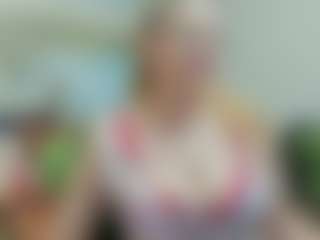 Live cam show with joyfuluntamed - Upskirt on TastyBlacksLive