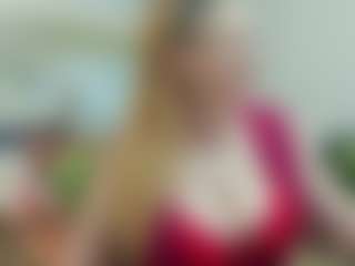 Live cam show with joyfuluntamed - Bedroom Mature on Fapmatic.com