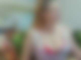Live cam show with joyfuluntamed - Grey Eyes on camtv