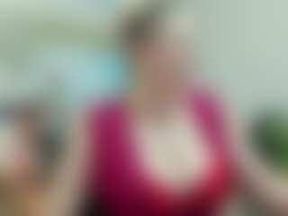 Live cam show with joyfuluntamed - Brown Hair on TeamSkeetLive