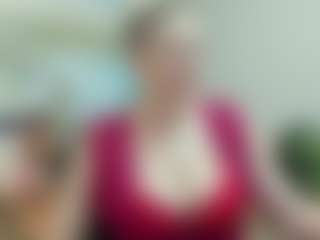 Live cam show with joyfuluntamed - BBW Mature on UwU Esports