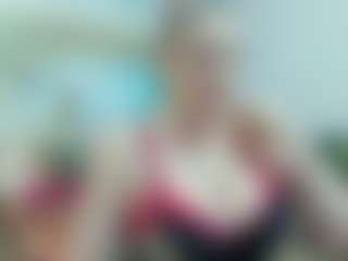 joyfuluntamed MILF webcam performer live streaming
