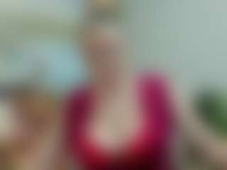Live cam show with joyfuluntamed - Upskirt on Mixed Magazine Live