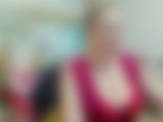 joyfuluntamed MILF webcam performer live streaming