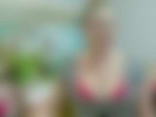 joyfuluntamed's Live Sex Cam Show