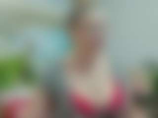 joyfuluntamed MILF webcam performer live streaming