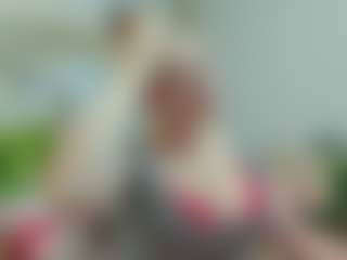 joyfuluntamed's Live Sex Cam Show